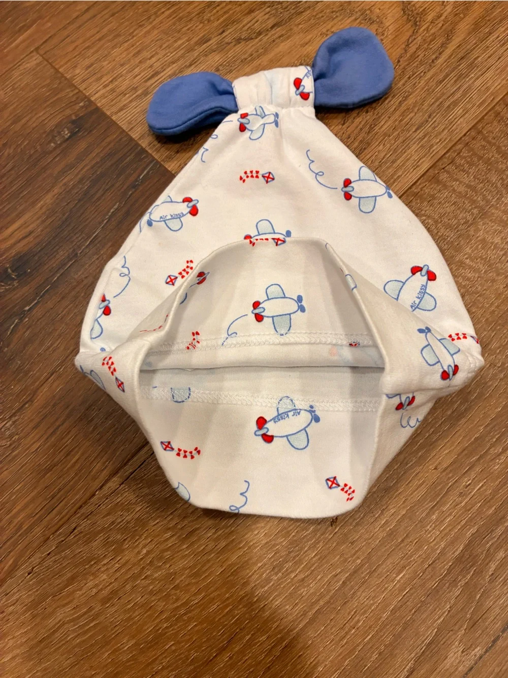 NWOT Kissy Kissy White Infant Airplane Hat Plane Aviation Baby Pima Cotton 0-6m